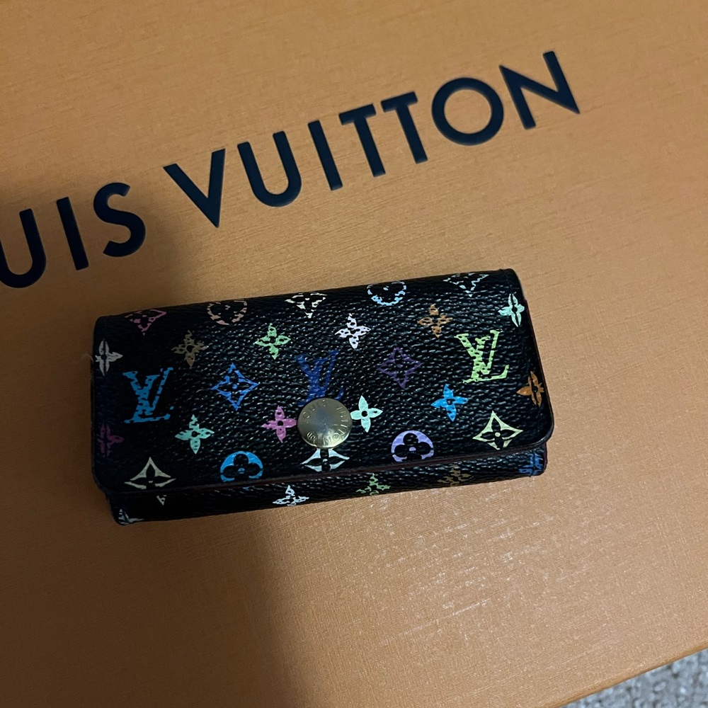 4 keyholder
